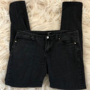 Black skinny jeans 👖